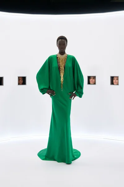Look 36